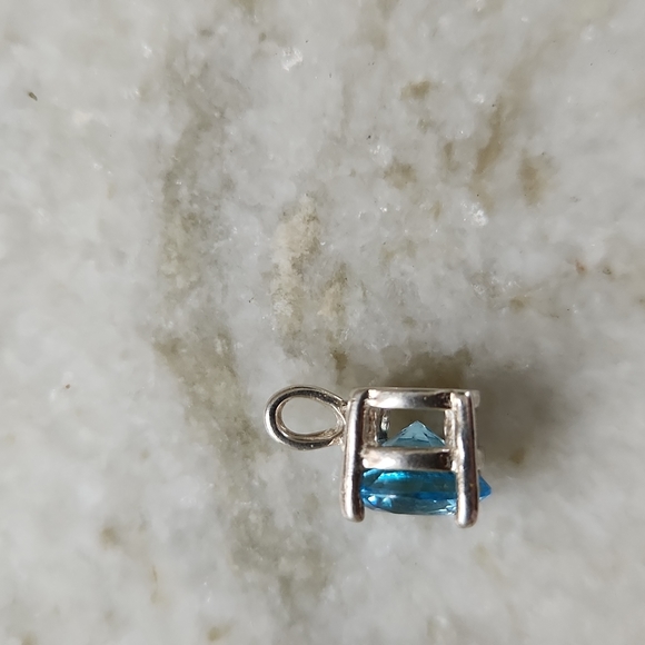 Sterling silver blue pendant - Picture 2 of 5